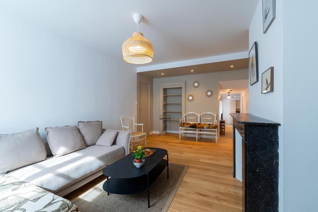 Appartement Meuse & Mono, En Hyper Centre Charleville-Mézières Dış mekan fotoğraf