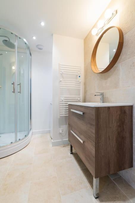Appartement Meuse & Mono, En Hyper Centre Charleville-Mézières Dış mekan fotoğraf